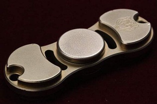 <strong>指尖陀螺(Fidget spinner)涉及到侵權(quán)嗎?</strong>